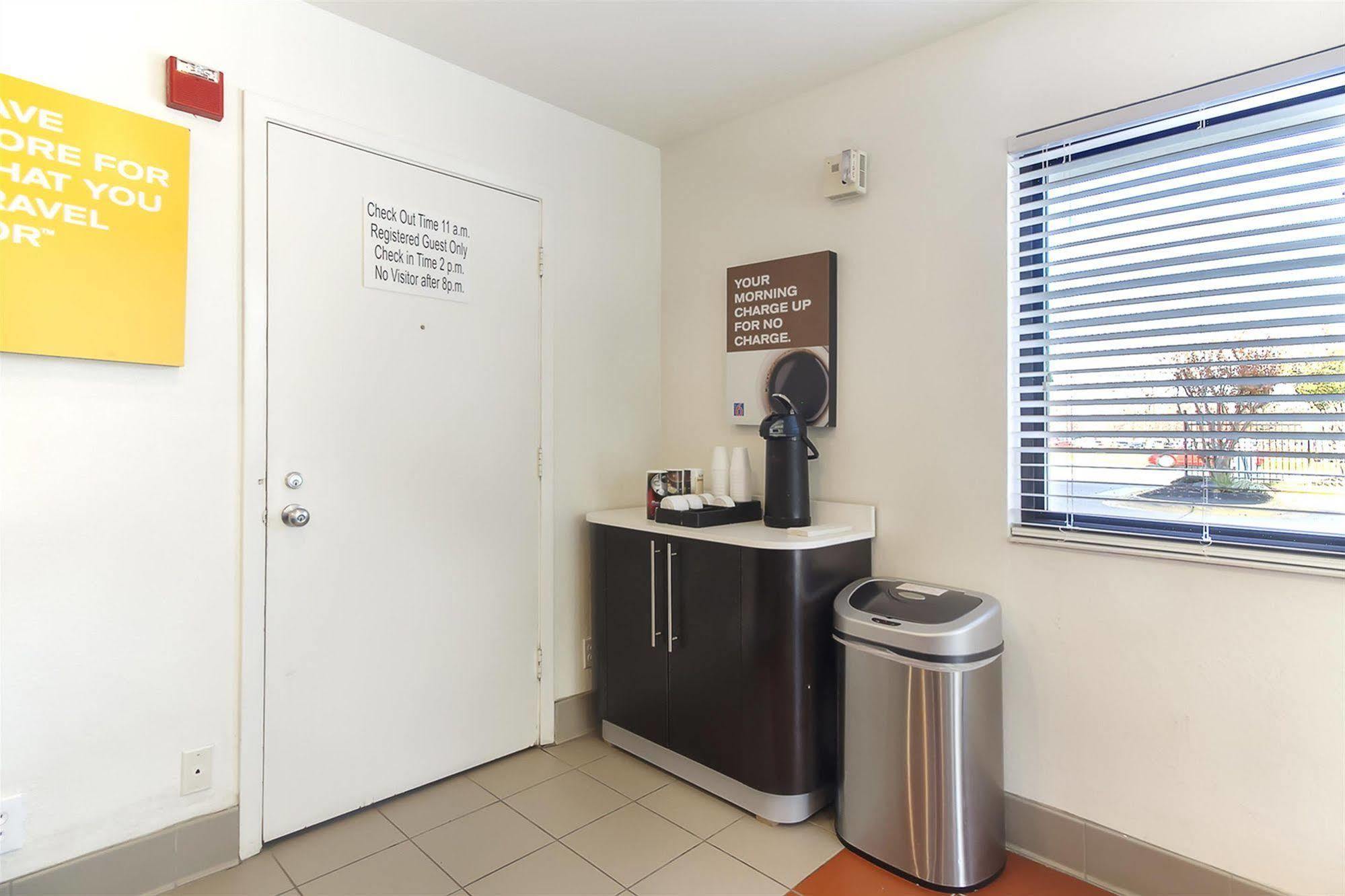 Motel 6-Capitol Heights, Md - Washington Largo Extérieur photo